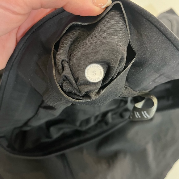 Men’s Lululemon Shorts - Small - Picture 3 of 7